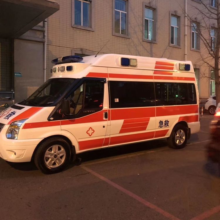 乌兰察布夜间租赁救护车护送病人转院：安全转运的 8 大核心注意事项